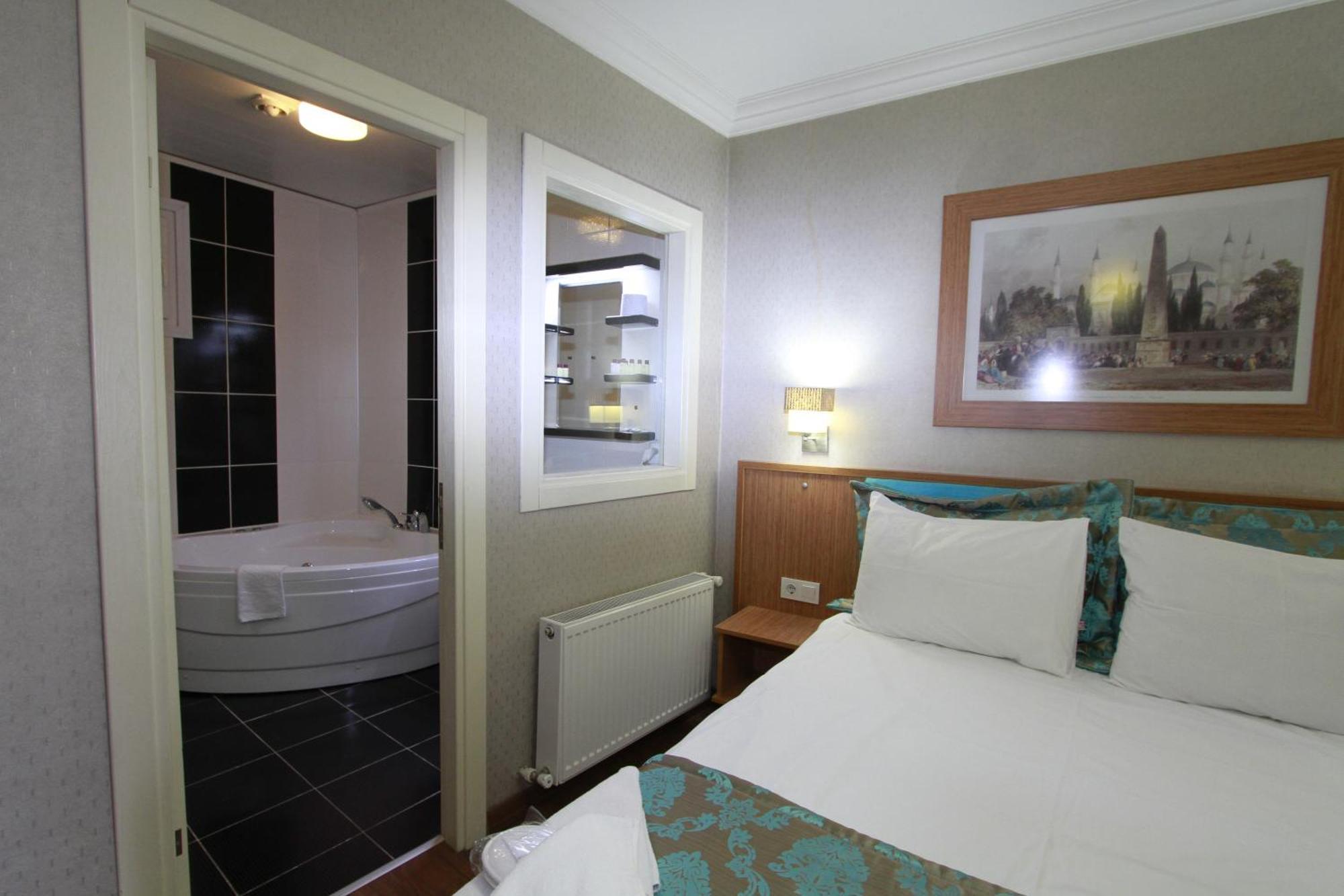 Agora Boutique Hotel & Bistro Istanbul Exteriör bild